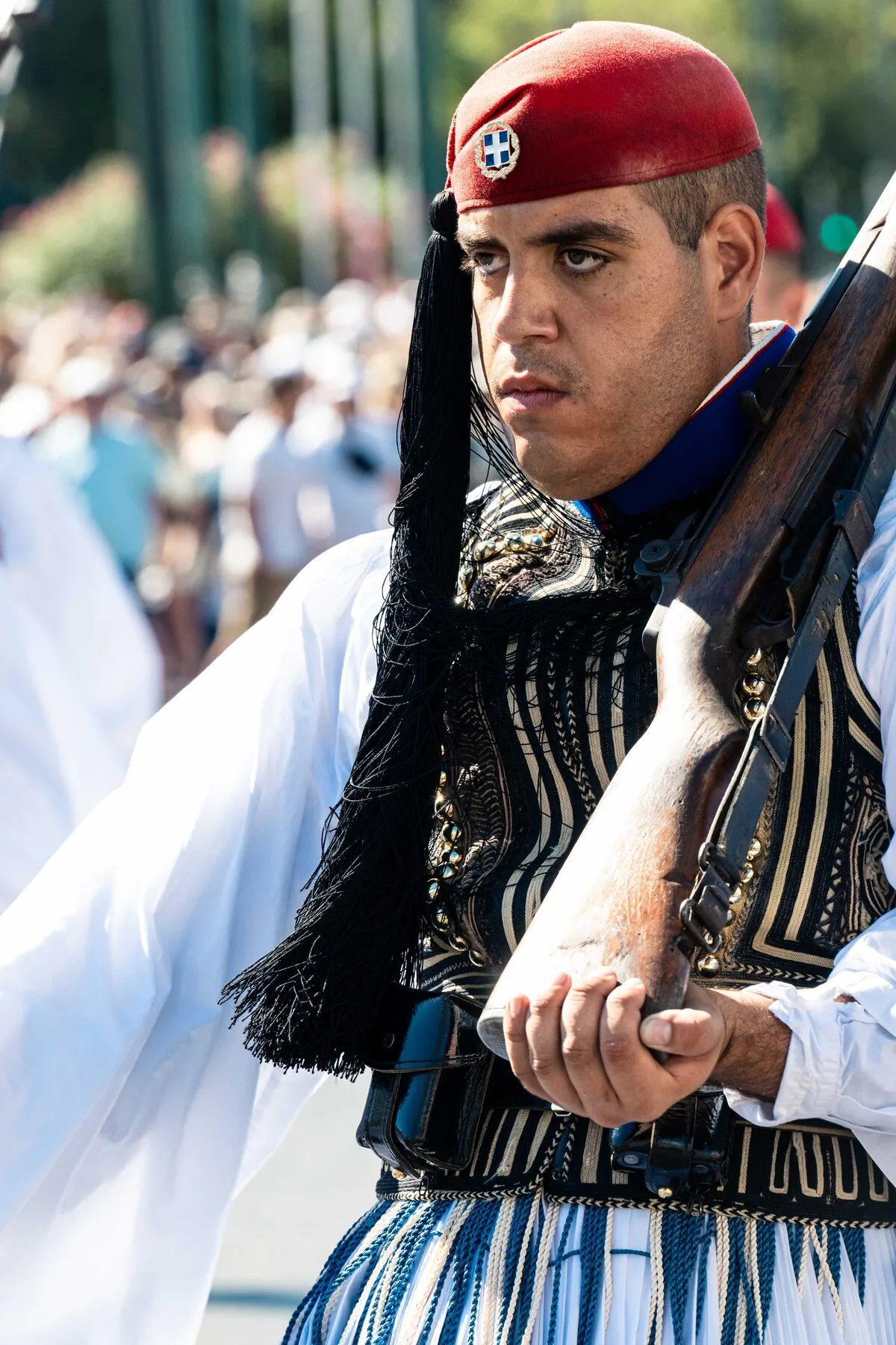 Evzonen Porträt Traditionelle Tracht Griechenland Kultur | Evzones portrait traditional Greek ceremonial guard cultural heritage