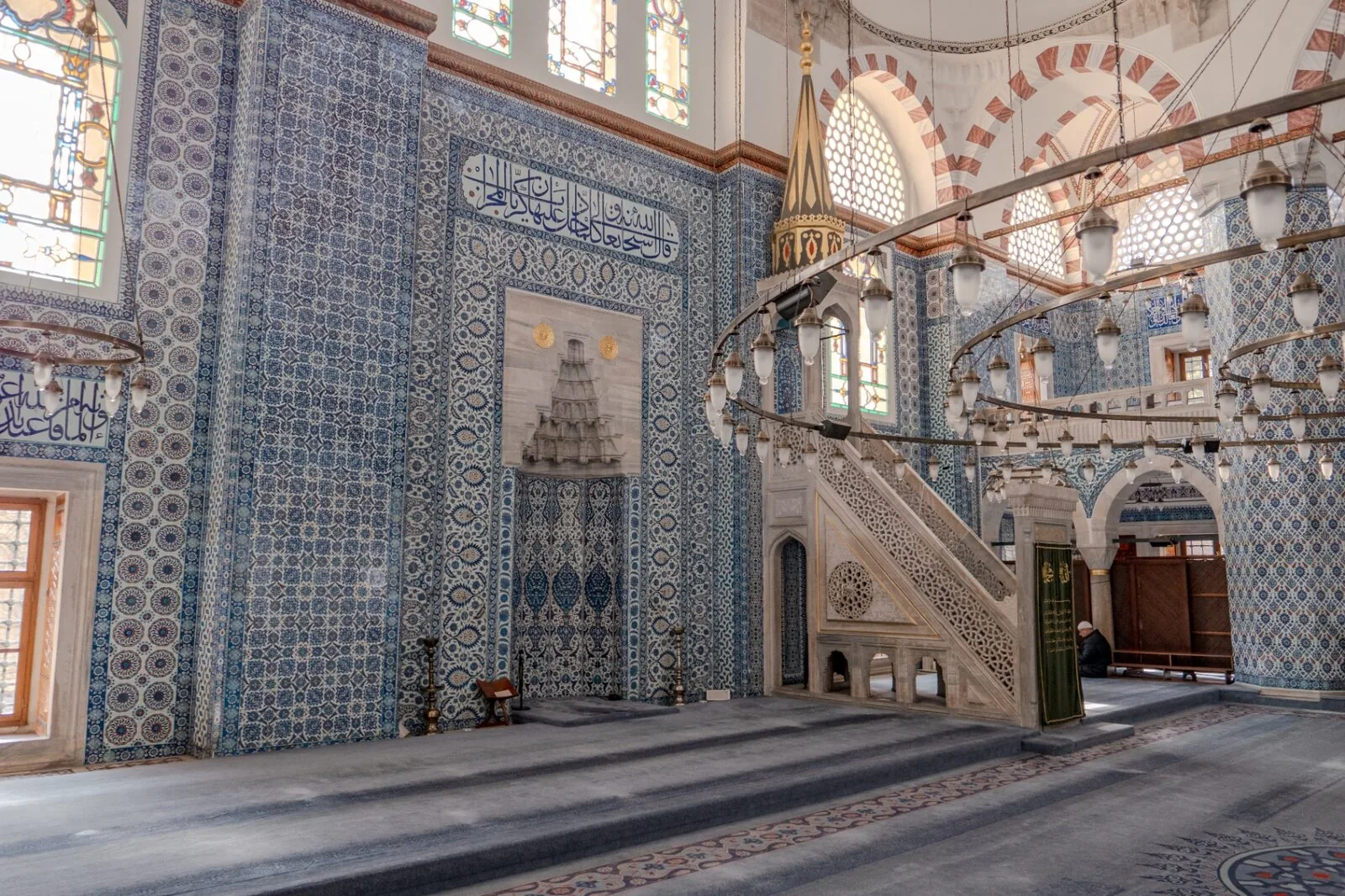 Rüstem Pasha mihrab and minbar surrounded by blue Iznik tile walls floral patterns