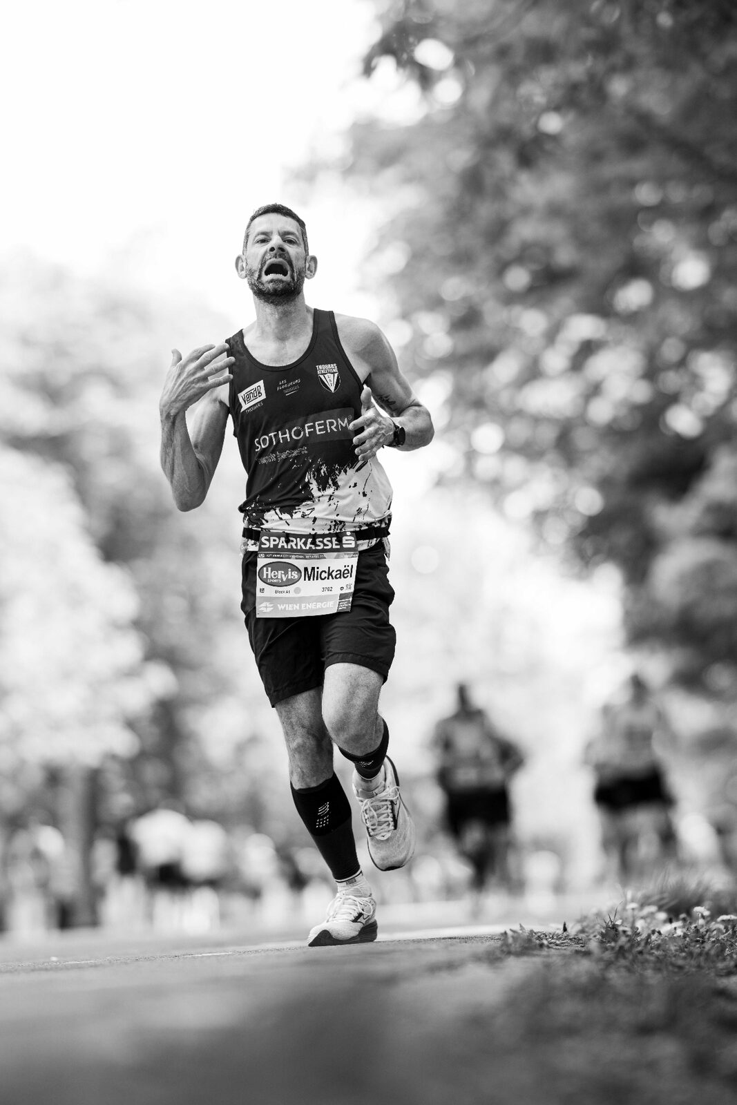 Nikon Z9 with NIKKOR Z 135mm Plena lens — gear used for Vienna City Marathon 2026 photography by schopho